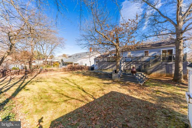 1109 DEVON ST, Herndon, VA 20170