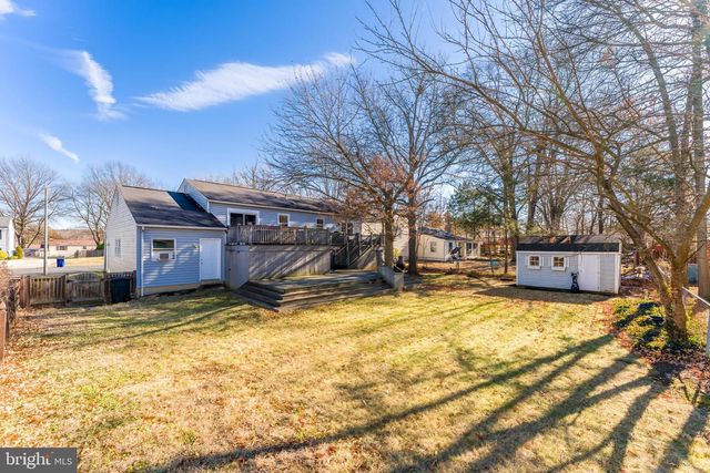 1109 DEVON ST, Herndon, VA 20170