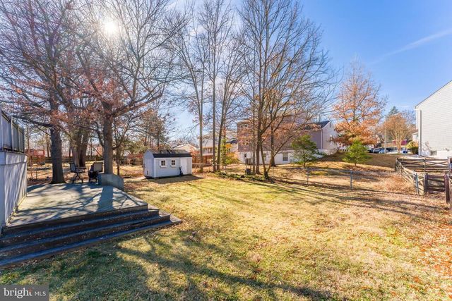 1109 DEVON ST, Herndon, VA 20170