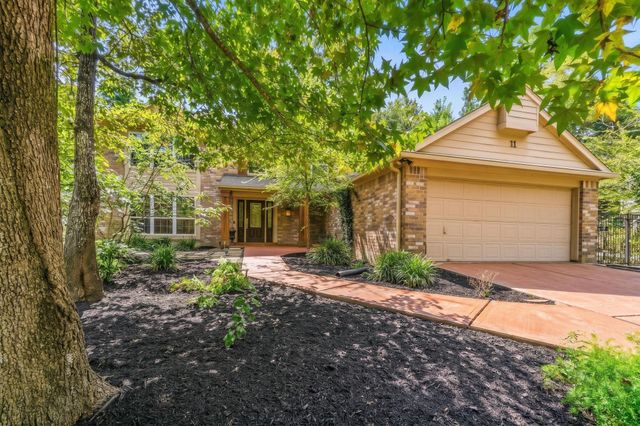 11 Thorn Berry Place, The Woodlands, TX 77381