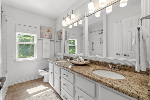 11 Thorn Berry Place, The Woodlands, TX 77381