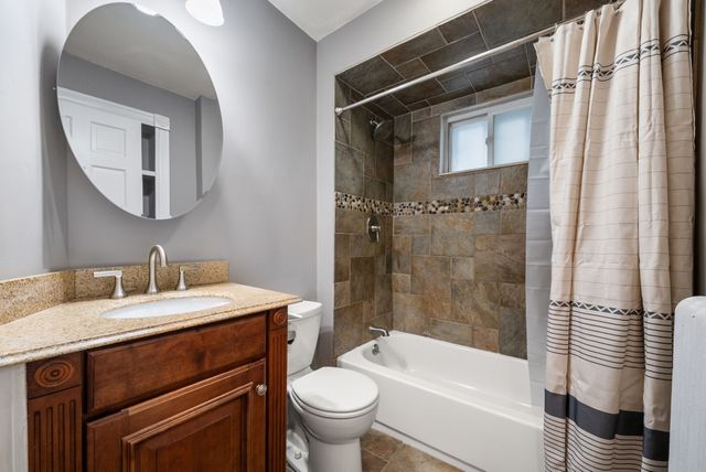 845 E 5th 1, Boston, MA 02127