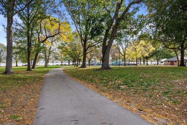 845 E 5th 1, Boston, MA 02127