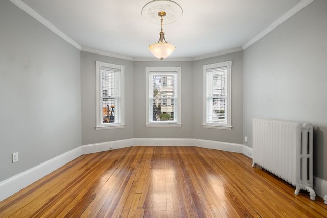 845 E 5th 1, Boston, MA 02127
