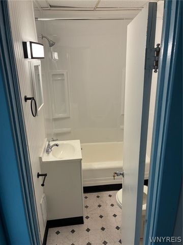 541 16th Street, Niagara Falls, NY 14301