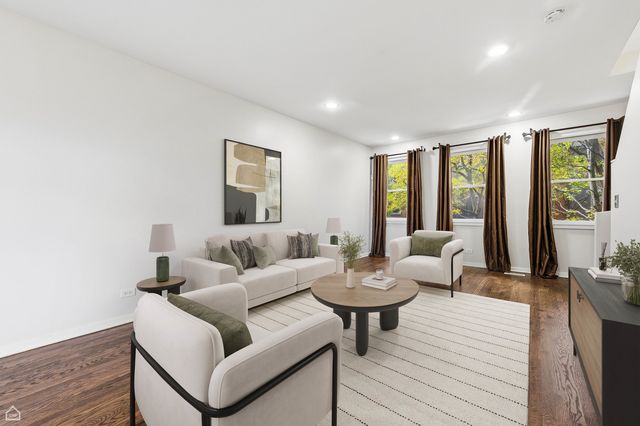 556 E 32nd Street C, Chicago, IL 60616