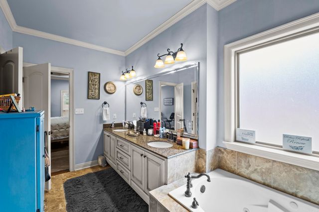 3208 Stonehenge, Searcy, AR 72143