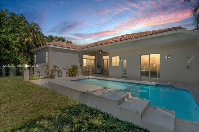 5354 NW 57th Way, Coral Springs, FL 33067