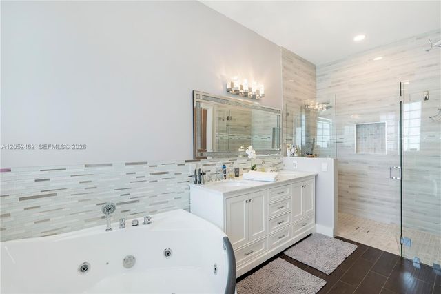 5354 NW 57th Way, Coral Springs, FL 33067