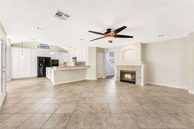 1733 TESARA VISTA Place, Las Vegas, NV 89128