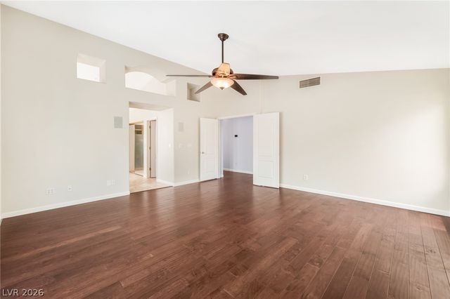 1733 TESARA VISTA Place, Las Vegas, NV 89128