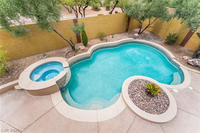 1733 TESARA VISTA Place, Las Vegas, NV 89128