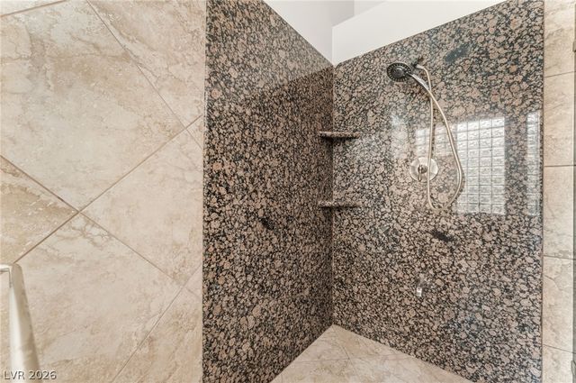 1733 TESARA VISTA Place, Las Vegas, NV 89128