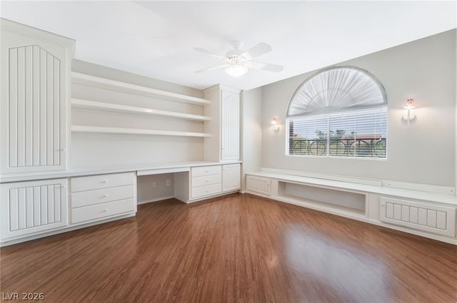 1733 TESARA VISTA Place, Las Vegas, NV 89128