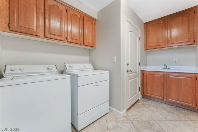 1733 TESARA VISTA Place, Las Vegas, NV 89128