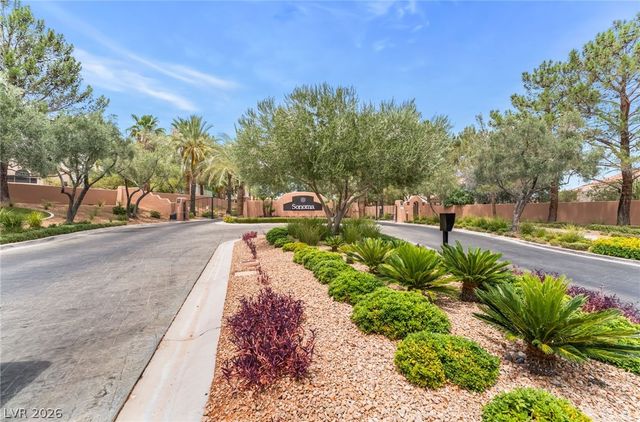 1733 TESARA VISTA Place, Las Vegas, NV 89128
