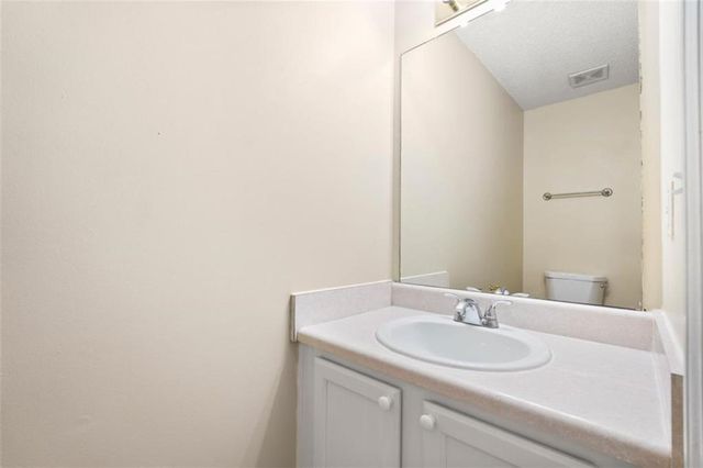 5333 Knights Landing, Ellenwood, GA 30294