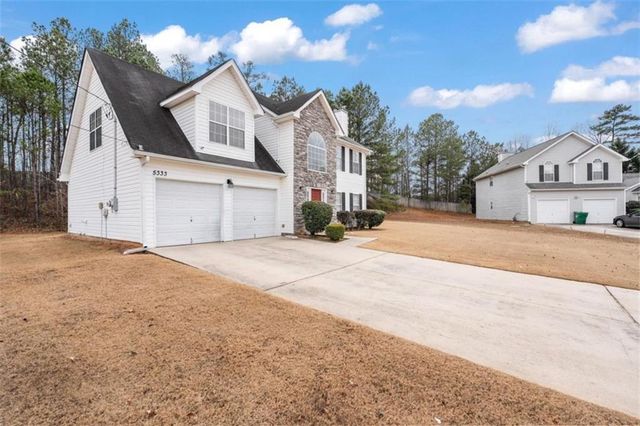 5333 Knights Landing, Ellenwood, GA 30294
