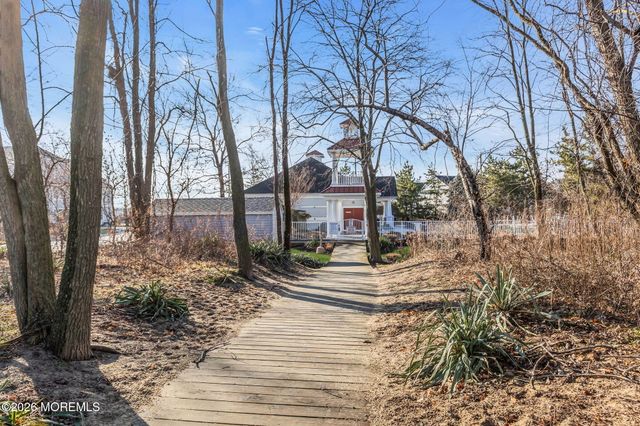 46 Golden Eye Lane, Port Monmouth, NJ 07758
