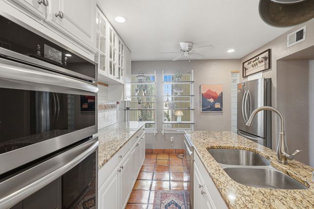 5132 La Fiesta Drive NE, Albuquerque, NM 87109