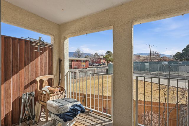 5132 La Fiesta Drive NE, Albuquerque, NM 87109