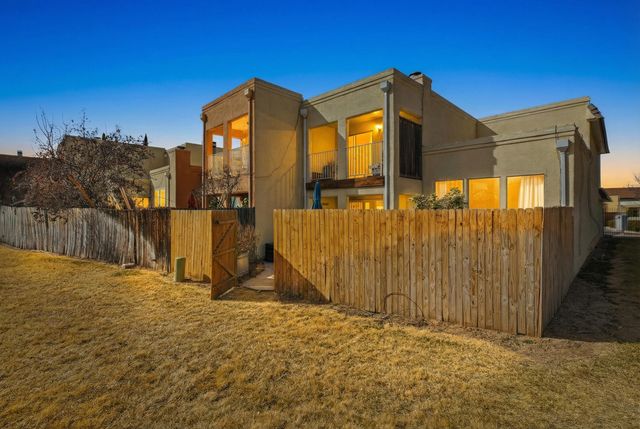 5132 La Fiesta Drive NE, Albuquerque, NM 87109