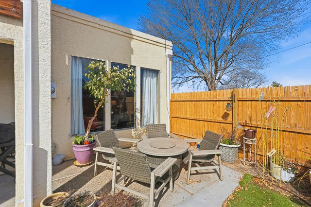5132 La Fiesta Drive NE, Albuquerque, NM 87109