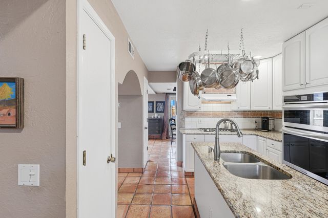 5132 La Fiesta Drive NE, Albuquerque, NM 87109