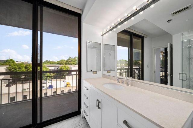 3481 Lakeside Drive NE 1107, Atlanta, GA 30326