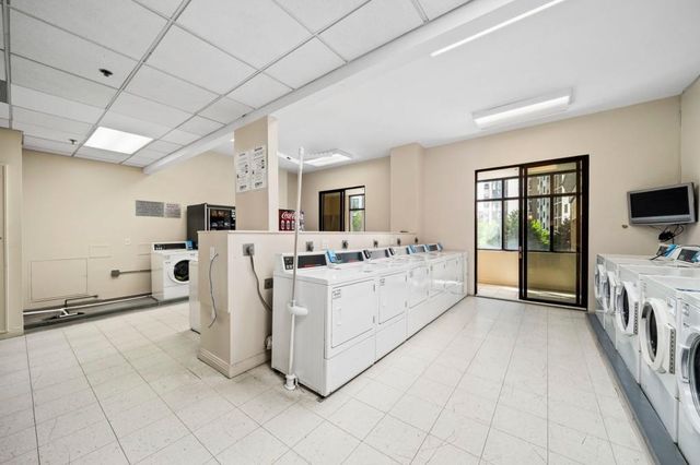 3481 Lakeside Drive NE 1107, Atlanta, GA 30326