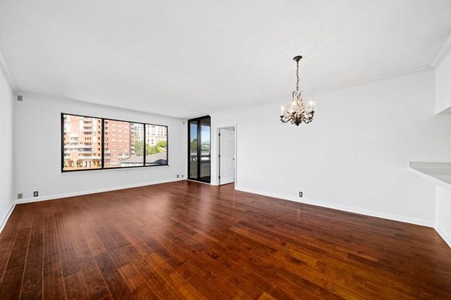 3481 Lakeside Drive NE 1107, Atlanta, GA 30326