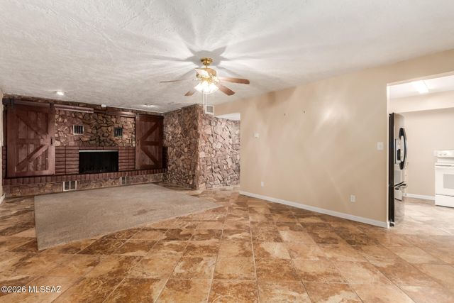 412 Bury Court, Rio Rico, AZ 85648