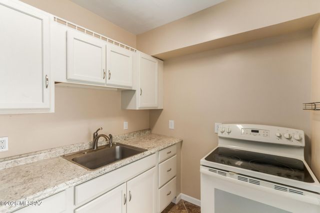 412 Bury Court, Rio Rico, AZ 85648