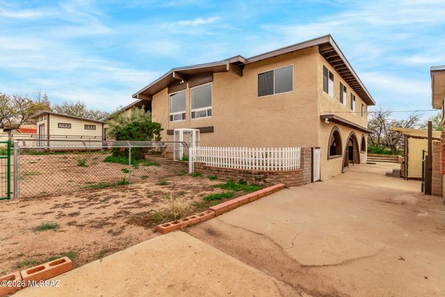 412 Bury Court, Rio Rico, AZ 85648