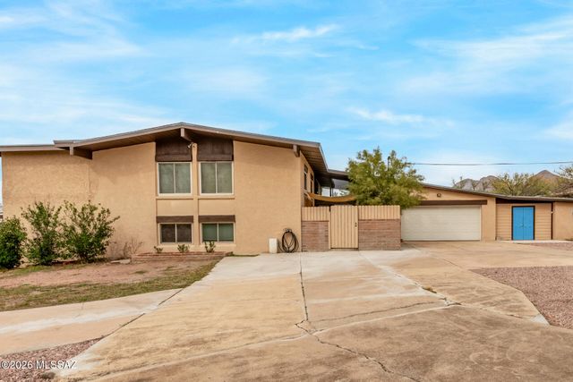 412 Bury Court, Rio Rico, AZ 85648