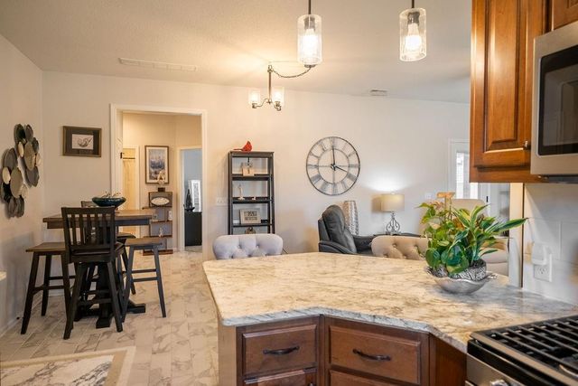 1771 S Park Drive, Tonganoxie, KS 66086