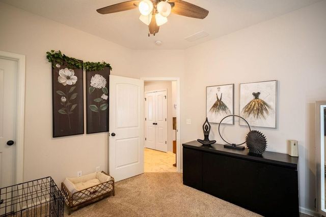 1771 S Park Drive, Tonganoxie, KS 66086