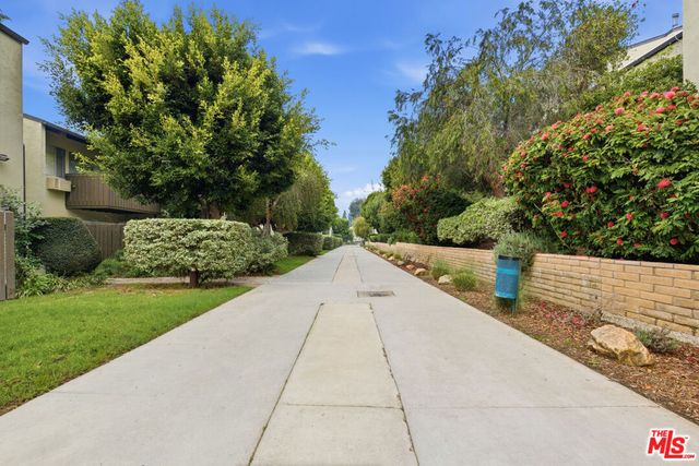 4836 Hollow Corner Road 312, Culver City, CA 90230