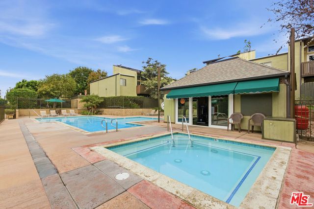 4836 Hollow Corner Road 312, Culver City, CA 90230