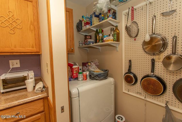 2001 Oakland Drive SW, Ocean Isle Beach, NC 28469