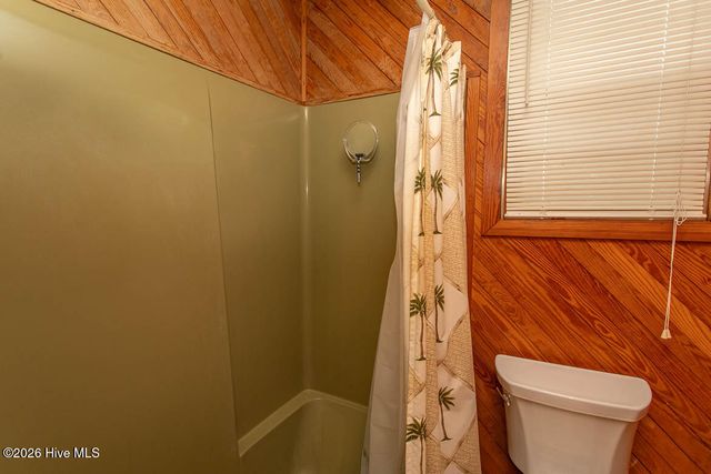 2001 Oakland Drive SW, Ocean Isle Beach, NC 28469