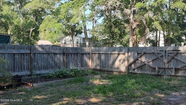 2001 Oakland Drive SW, Ocean Isle Beach, NC 28469