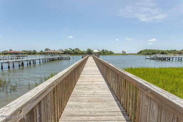 2001 Oakland Drive SW, Ocean Isle Beach, NC 28469