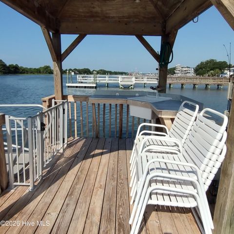 2001 Oakland Drive SW, Ocean Isle Beach, NC 28469