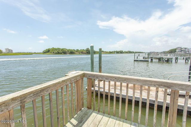 2001 Oakland Drive SW, Ocean Isle Beach, NC 28469