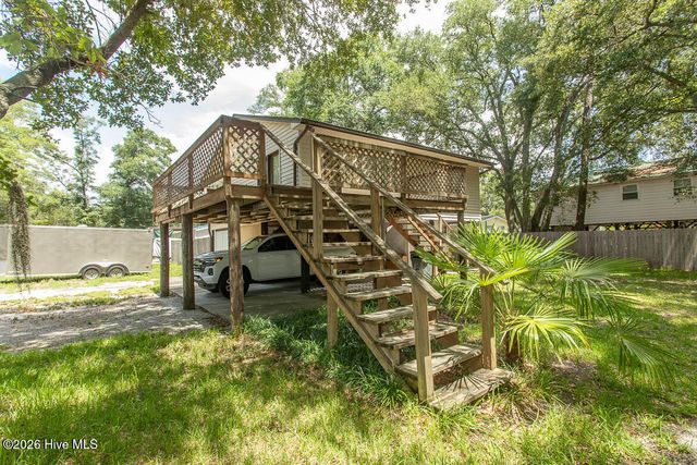 2001 Oakland Drive SW, Ocean Isle Beach, NC 28469
