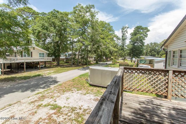 2001 Oakland Drive SW, Ocean Isle Beach, NC 28469