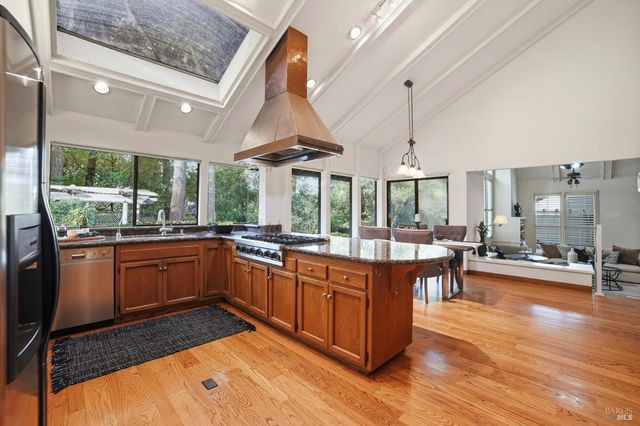 2656 Fir Park Way, Santa Rosa, CA 95404