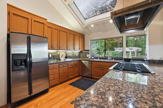 2656 Fir Park Way, Santa Rosa, CA 95404