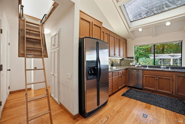 2656 Fir Park Way, Santa Rosa, CA 95404